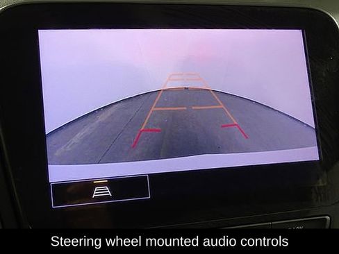 Used 2022 Chevrolet Equinox Premier w/ LPO, Floor Liner Package image 8