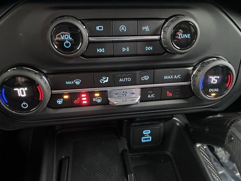 New 2025 Ford Bronco Raptor image 25