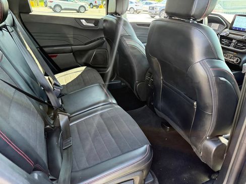 Certified 2022 Ford Escape SEL w/ SEL Stealth AWD Package image 16