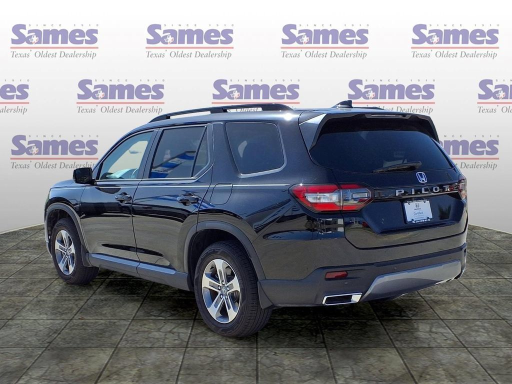 Certified 2026 Honda Pilot EX-L image 5