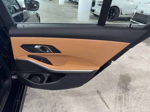 Certified 2025 BMW 330i Sedan w/ Premium Package image 11