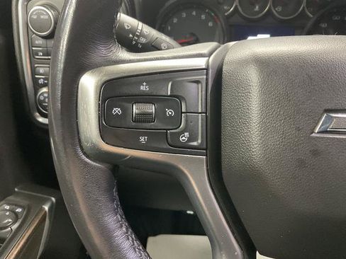 Used 2020 Chevrolet Silverado 1500 LT Trail Boss w/ Midnight Edition AWD/4WD image 21