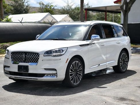 Used 2020 Lincoln Aviator Black Label w/ Dynamic Handling Package image 3