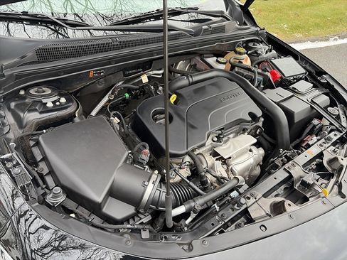 Used 2022 Chevrolet Malibu LS image 35