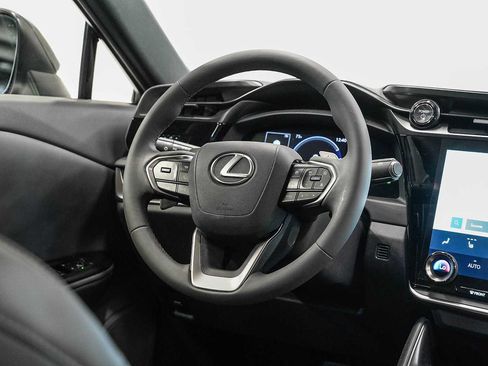 Used 2024 Lexus RZ 300e Premium w/ Accessory Package (Z1) FWD image 15