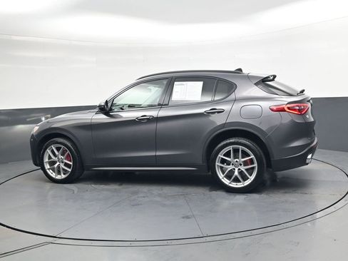 Used 2018 Alfa Romeo Stelvio Sport w/ Quick Order Package 22J Sport image 7