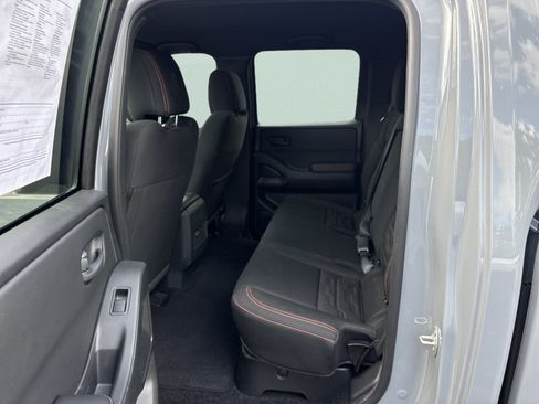 Used 2026 Nissan Frontier PRO-4X AWD/4WD image 15