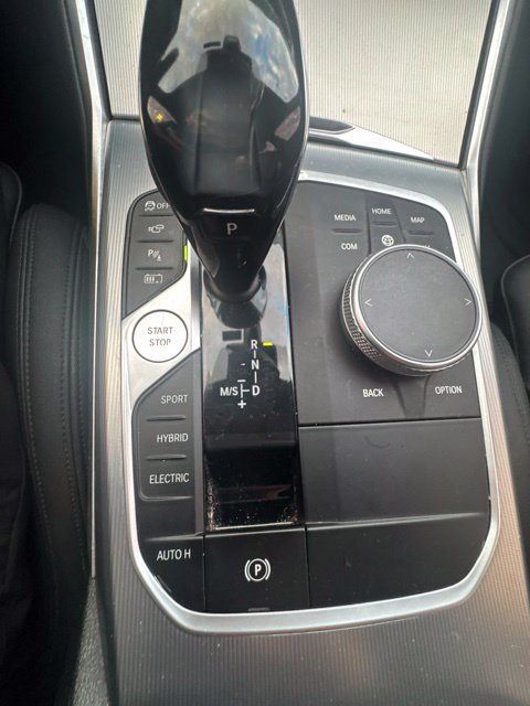 Used 2021 BMW 330e xDrive w/ M Sport Package AWD/4WD image 19