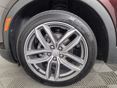 Used 2020 Cadillac XT4 Sport w/ Driver Assist Package FWD image 7