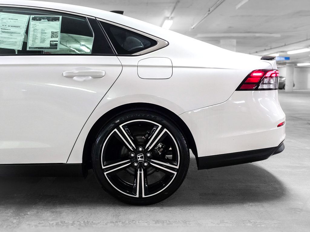 Used 2025 Honda Accord Sport image 15