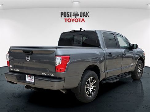 Used 2023 Nissan Titan SV w/ Accessory Utility Package image 7