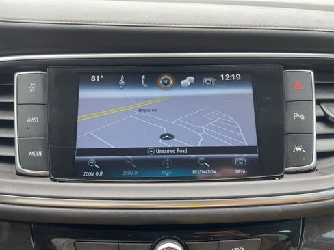 Used 2019 Buick Enclave Premium AWD/4WD image 20