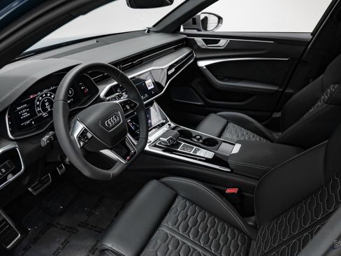 Used 2025 Audi RS 6 performance image 39