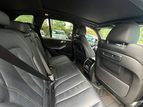Used 2022 BMW X5 sDrive40i w/ M Sport Package RWD image 14