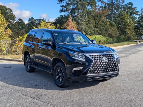 Used 2020 Lexus GX 460 Premium image 3