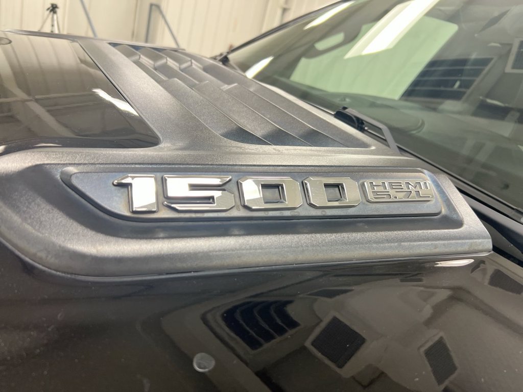 Used 2019 RAM 1500 Laramie w/ Sport Appearance Package AWD/4WD image 26