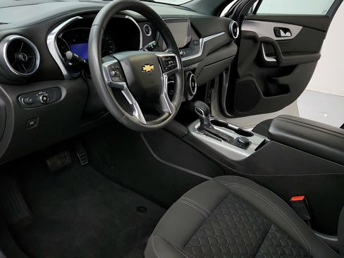 Used 2021 Chevrolet Blazer LT FWD image 18