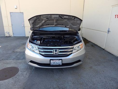 Used 2012 Honda Odyssey LX image 37