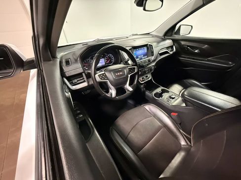 Used 2023 GMC Terrain SLT AWD/4WD image 2
