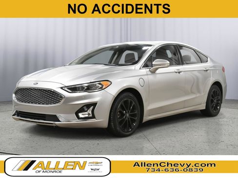Used 2020 Ford Fusion Energi Titanium image 1