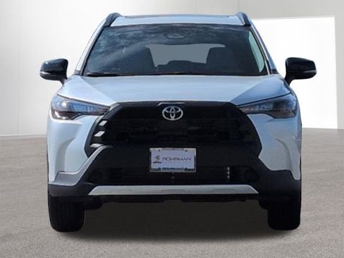 New 2026 Toyota Corolla Cross LE image 2