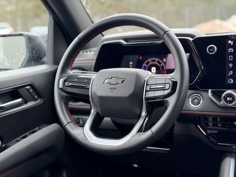 Certified 2023 Chevrolet Colorado Z71 w/ Z71 Convenience Package 2 image 24