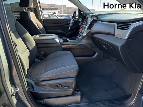 Used 2020 GMC Yukon XL SLE w/ Convenience Package image 27