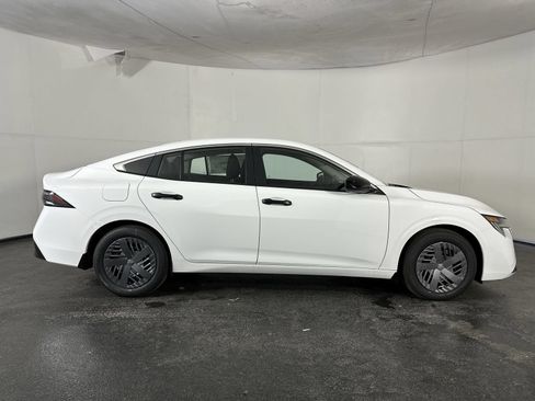 Used 2026 Nissan Sentra S w/ Floor Mat Package FWD image 9