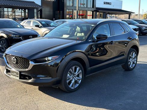 Used 2025 MAZDA CX-30 AWD 2.5 S w/ Preferred Package image 3