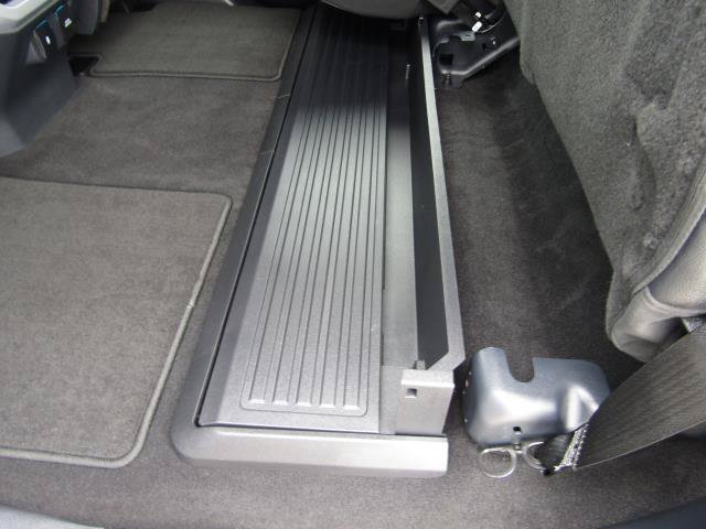 Used 2024 Ford F150 Lariat w/ Equipment Group 502A High AWD/4WD image 20