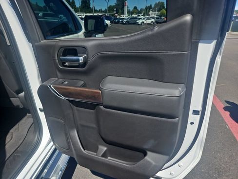 Used 2020 GMC Sierra 1500 SLT w/ SLT Premium Plus Package AWD/4WD image 11