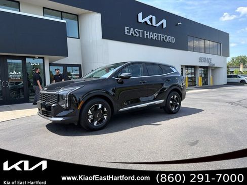 Used 2026 Kia Sportage LX w/ LX Convenience Package AWD/4WD image 1