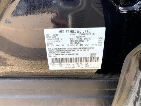 Certified 2020 Ford Explorer ST w/ Premium Technology Package image 36