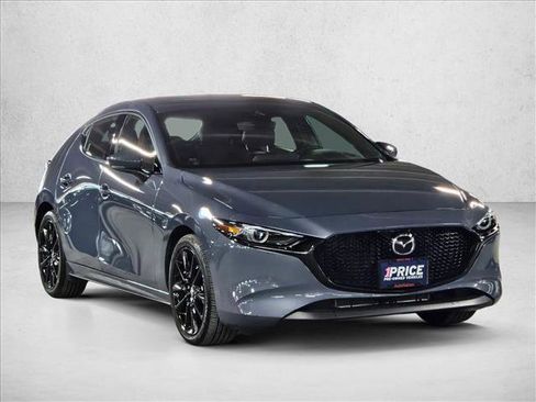 Used 2022 MAZDA MAZDA3 s image 3