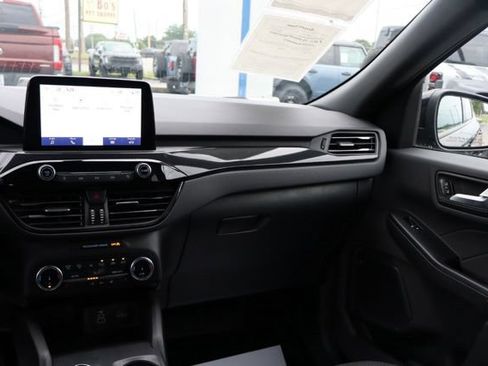 Used 2025 Ford Escape ST-Line Select AWD/4WD image 29
