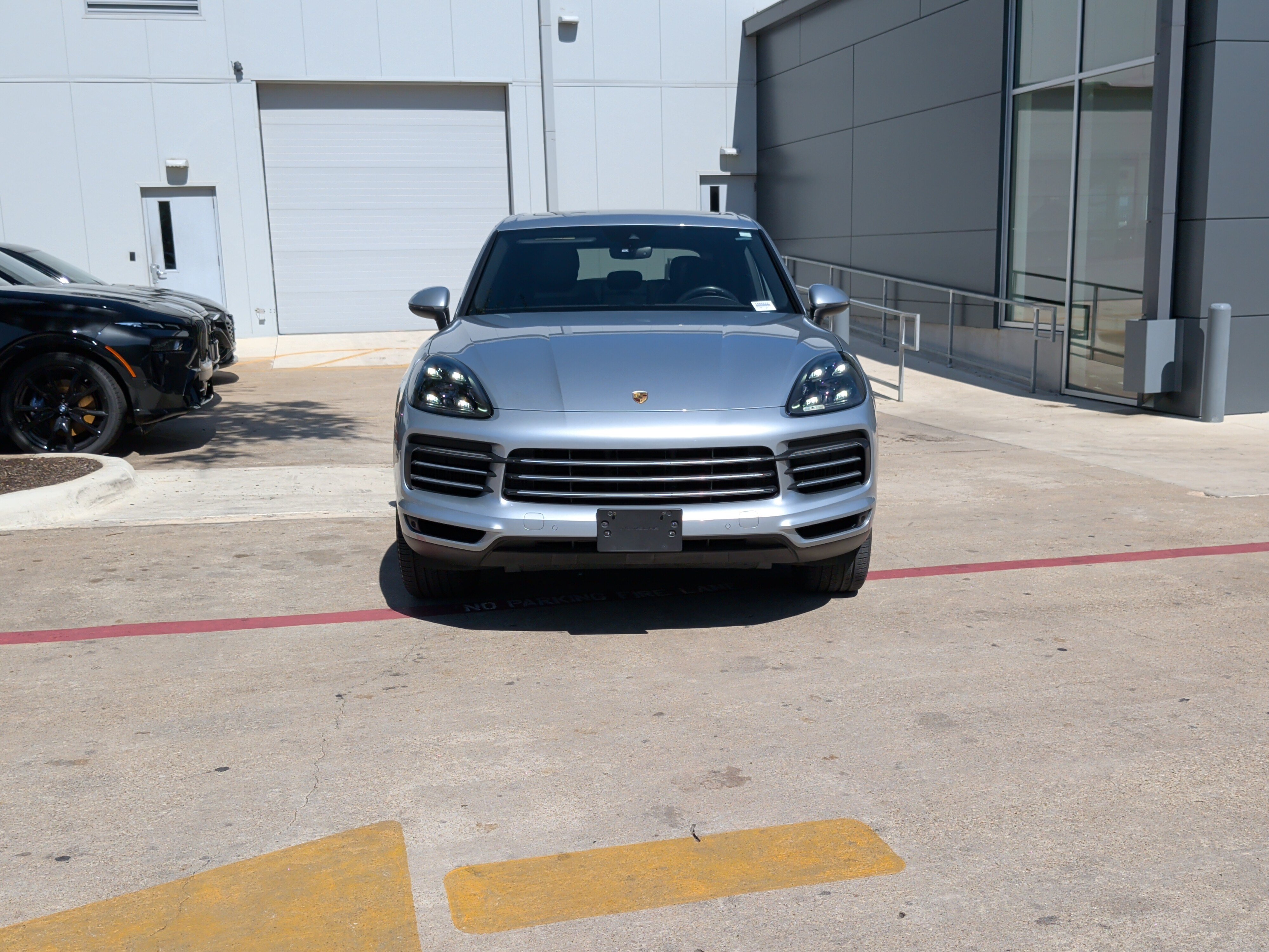 Used 2020 Porsche Cayenne AWD/4WD image 3