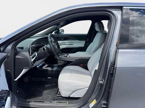 Certified 2023 Cadillac Lyriq 2WD image 17