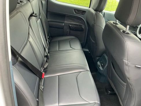 Used 2024 Ford Maverick Lariat w/ Black Appearance Package FWD image 19