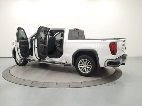 Used 2021 GMC Sierra 1500 SLT AWD/4WD image 14