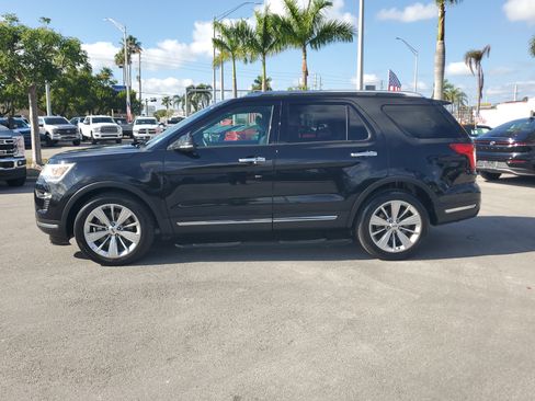 Used 2019 Ford Explorer Limited w/ Class III Trailer Tow Package image 8