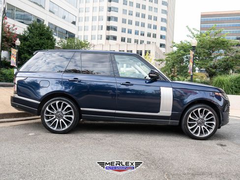Used 2018 Land Rover Range Rover Supercharged image 8