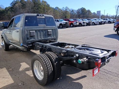 New 2026 RAM 4500 Tradesman w/ Laramie Trim Package image 5