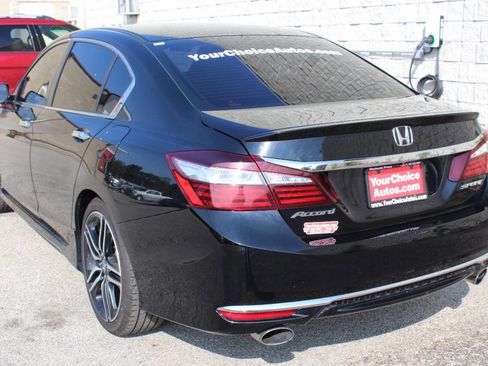 Used 2016 Honda Accord Sport image 3