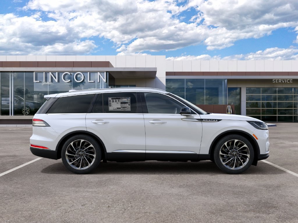 New 2027 Lincoln Aviator Reserve AWD/4WD image 5