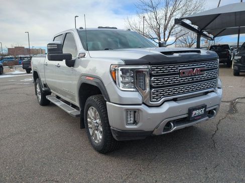 Used 2023 GMC Sierra 3500 Denali w/ Denali Ultimate Package image 3