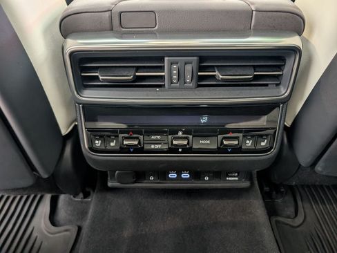 Used 2024 Lexus LX 600 4WD w/ Appearance Package image 30