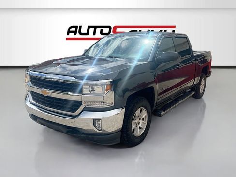 Used 2018 Chevrolet Silverado 1500 LT w/ All Star Edition AWD/4WD image 3