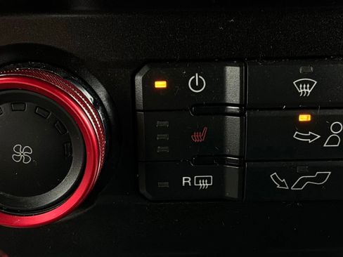 Used 2019 Ford F150 XLT w/ Equipment Group 302A Luxury RWD image 33