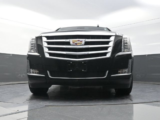 Used 2020 Cadillac Escalade ESV Premium Luxury AWD/4WD image 33