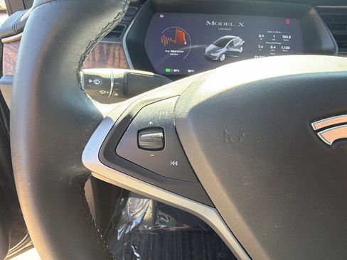 Used 2019 Tesla Model X Long Range image 25